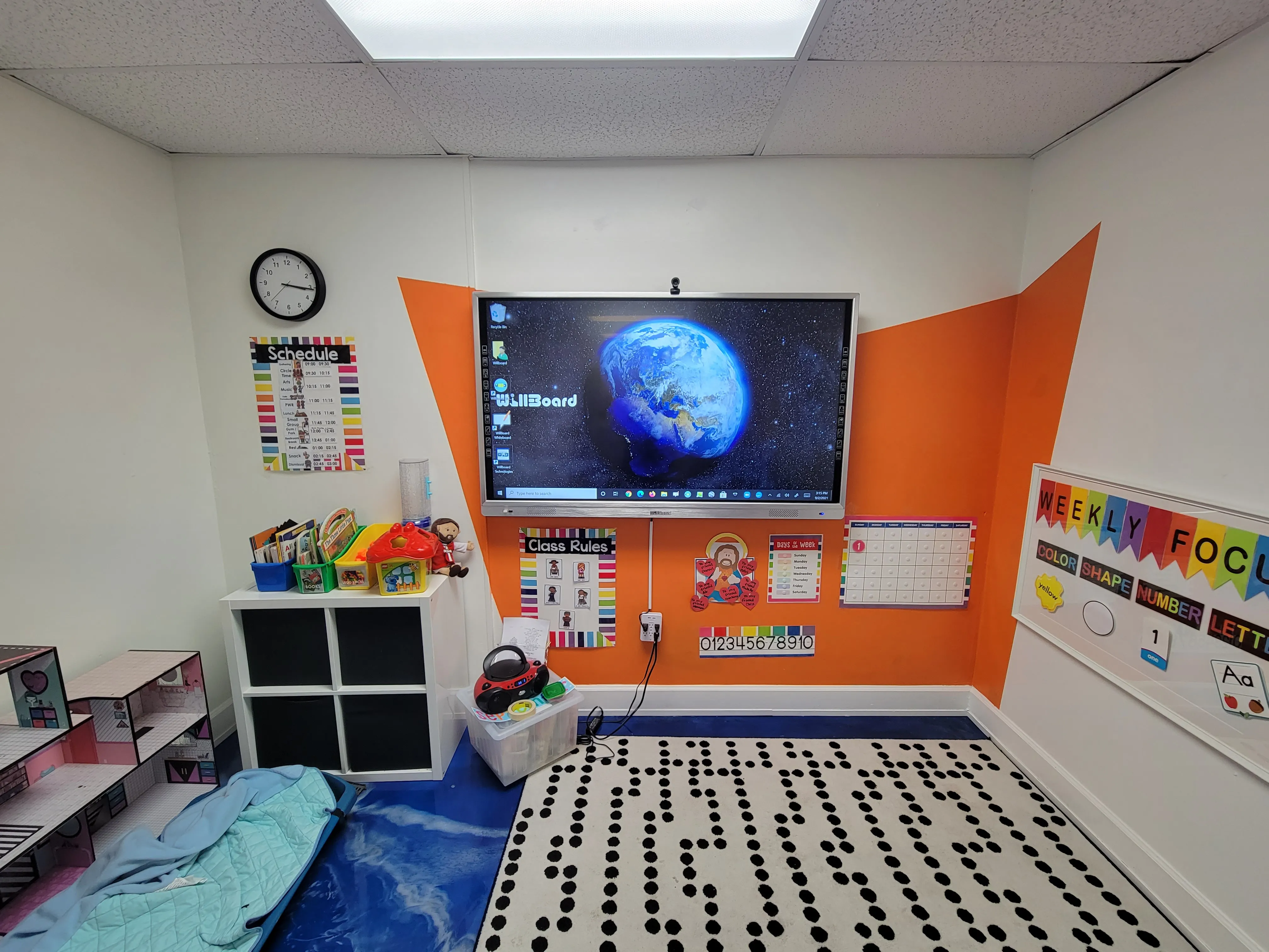 Preescolar con pantalla Willboard